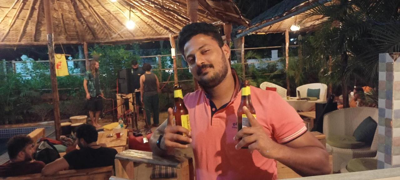 Red Monkeys Hostel Arambol Buitenkant foto
