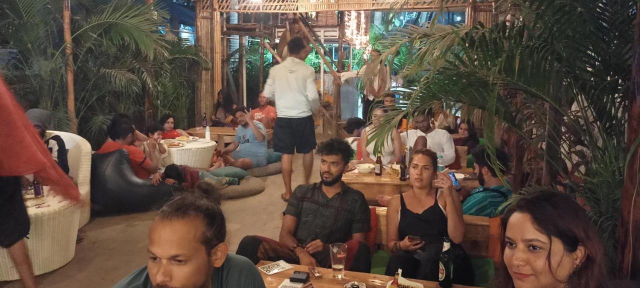 Red Monkeys Hostel Arambol Buitenkant foto